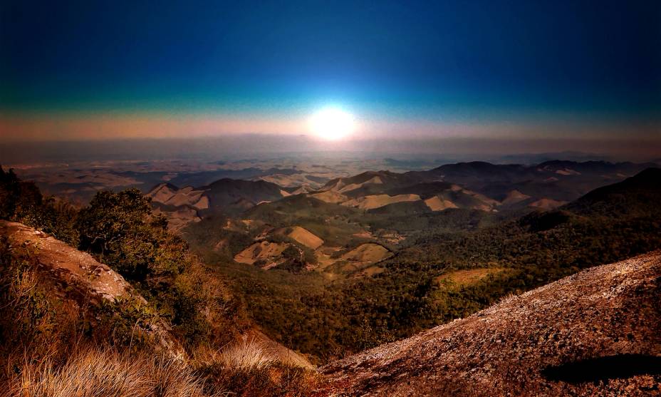 <strong><a href="https://viajeaqui.abril.com.br/cidades/br-mg-monte-verde" rel="12. Monte Verde (MG)" target="_self">12. Monte Verde (MG)</a></strong> Pousadas charmosas, com vista para a Serra da Mantiqueira, aliadas ao friozinho constante, colocam a cidade entre as favoritas de casais apaixonados, com ótimos programas para fazer de mãos dadas <strong><a href="https://viajeaqui.abril.com.br/cidades/br-mg-monte-verde" rel="12. Monte Verde (MG)" target="_self">12. Monte Verde (MG)</a></strong> Pousadas charmosas, com vista para a Serra da Mantiqueira, aliadas ao friozinho constante, colocam a cidade entre as favoritas de casais apaixonados, com ótimos programas para fazer de mãos dadas