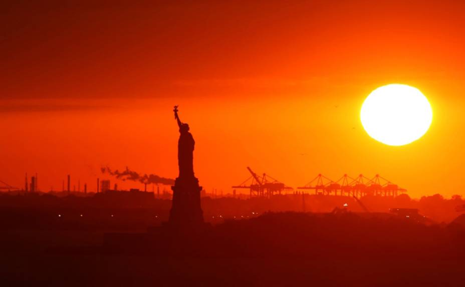 Os Estados Unidos são os vice-líderes na preferência dos intercambistas brasileiros, que elegem <a href="https://viajeaqui.abril.com.br/cidades/estados-unidos-nova-york" rel="Nova York" target="_blank">Nova York</a> como destino ideal. As cidades californianas de <a href="https://viajeaqui.abril.com.br/cidades/estados-unidos-los-angeles" rel="Los Angeles" target="_blank">Los Angeles</a>, San Diego e <a href="https://viajeaqui.abril.com.br/cidades/estados-unidos-san-francisco" rel="San Francisco" target="_blank">San Francisco</a> alternam-se como segunda opção.