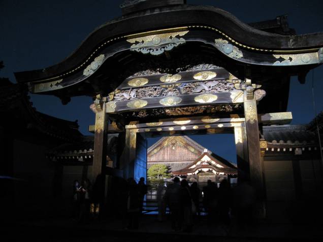 Portão do Castelo Nijo, em Kyoto Portão do Castelo Nijo, em Kyoto