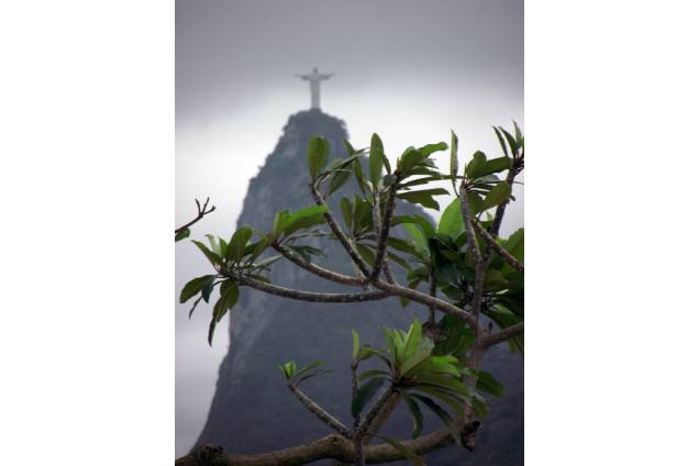 <a href="https://viajeaqui.abril.com.br/estabelecimentos/br-rj-rio-de-janeiro-atracao-cristo-redentor" rel="Cristo Redentor" target="_self">Cristo Redentor</a>, Corcovado, <a href="https://viajeaqui.abril.com.br/cidades/br-rj-rio-de-janeiro" rel="Rio de Janeiro" target="_self">Rio de Janeiro</a> (<a href="https://viajeaqui.abril.com.br/estados/br-rio-de-janeiro" rel="RJ" target="_self">RJ</a>) <a href="https://viajeaqui.abril.com.br/estabelecimentos/br-rj-rio-de-janeiro-atracao-cristo-redentor" rel="Cristo Redentor" target="_self">Cristo Redentor</a>, Corcovado, <a href="https://viajeaqui.abril.com.br/cidades/br-rj-rio-de-janeiro" rel="Rio de Janeiro" target="_self">Rio de Janeiro</a> (<a href="https://viajeaqui.abril.com.br/estados/br-rio-de-janeiro" rel="RJ" target="_self">RJ</a>)