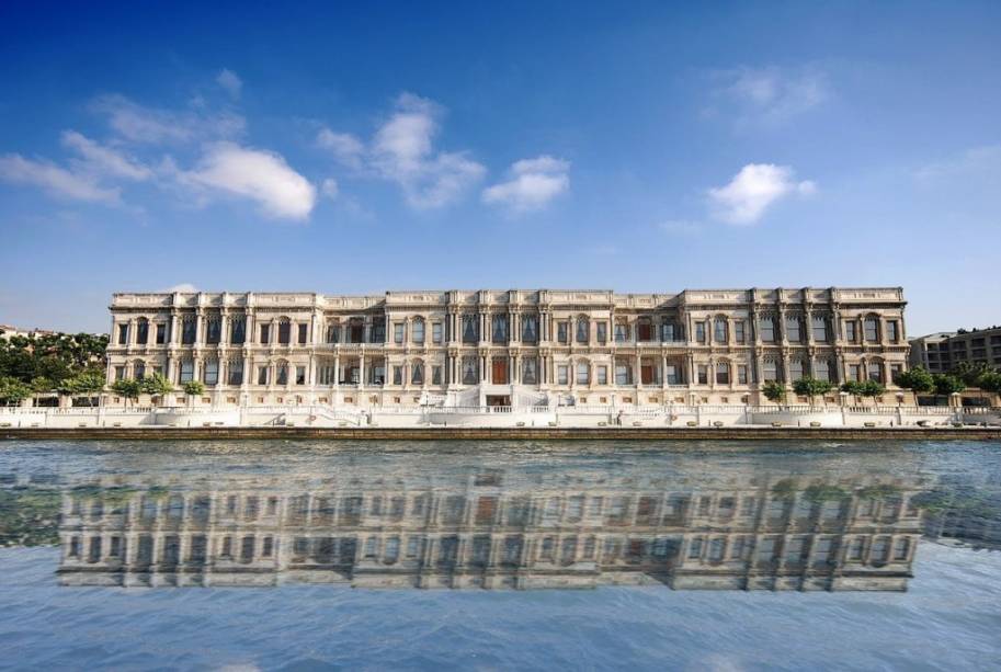 &Ccedil;iragan Palace, Istambul, um cl&aacute;ssico na cidade