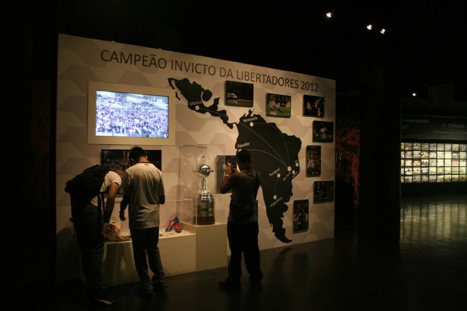 Espaço no<strong> Memorial do Corinthians</strong> dedicado à conquista da Libertadores