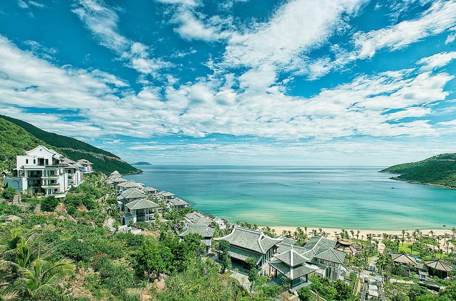 <strong>1. Da Nang - <a href="https://viajeaqui.abril.com.br/paises/vietna" rel="Vietnã" target="_blank">Vietnã</a></strong>O destino, que fica entre a capital <a href="https://viajeaqui.abril.com.br/cidades/vietna-hanoi" rel="Hanói" target="_blank">Hanói</a> e Ho Chi Minh, é conhecido pelas praias tranquilas, santuários budistas e passeios gastronômicos. <strong>1. Da Nang - <a href="https://viajeaqui.abril.com.br/paises/vietna" rel="Vietnã" target="_blank">Vietnã</a></strong>O destino, que fica entre a capital <a href="https://viajeaqui.abril.com.br/cidades/vietna-hanoi" rel="Hanói" target="_blank">Hanói</a> e Ho Chi Minh, é conhecido pelas praias tranquilas, santuários budistas e passeios gastronômicos.