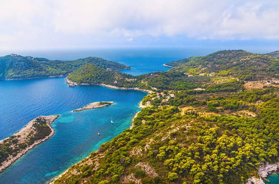 <strong>Dalmácia - <a href="https://viajeaqui.abril.com.br/paises/croacia" rel="Croácia" target="_blank">Croácia</a></strong> <strong>Dalmácia - <a href="https://viajeaqui.abril.com.br/paises/croacia" rel="Croácia" target="_blank">Croácia</a></strong>