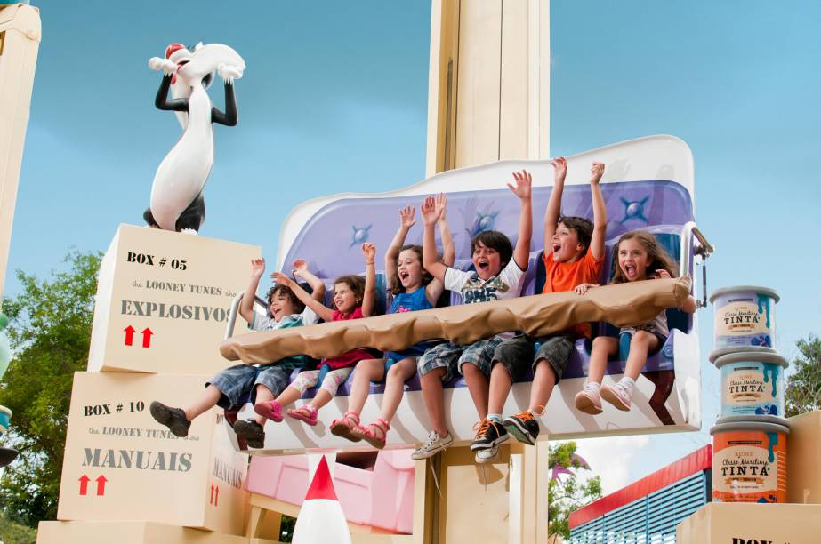 Dispenkito da Vovó, as duas mini-torres da área infantil do Hopi Hari