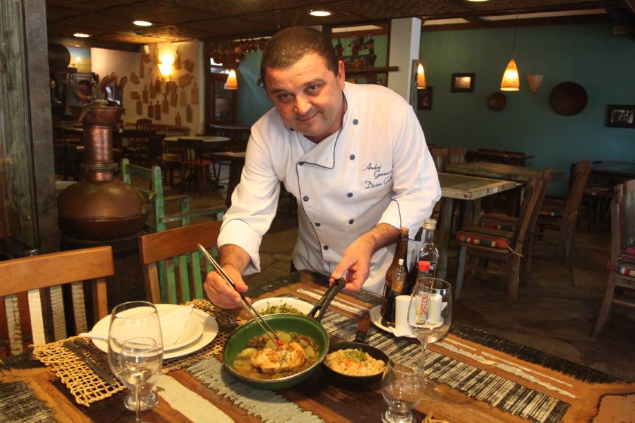 Relembrando o passado na fazenda, o chef Andr&eacute; Generoso trouxe um toque da cozinha mineira para Macei&oacute; com o Divina Gula