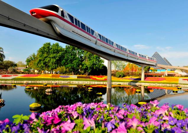 Todos os anos o Epcot Center promove um festival de flores, comemorando a primavera, entre março e maio Todos os anos o Epcot Center promove um festival de flores, comemorando a primavera, entre março e maio