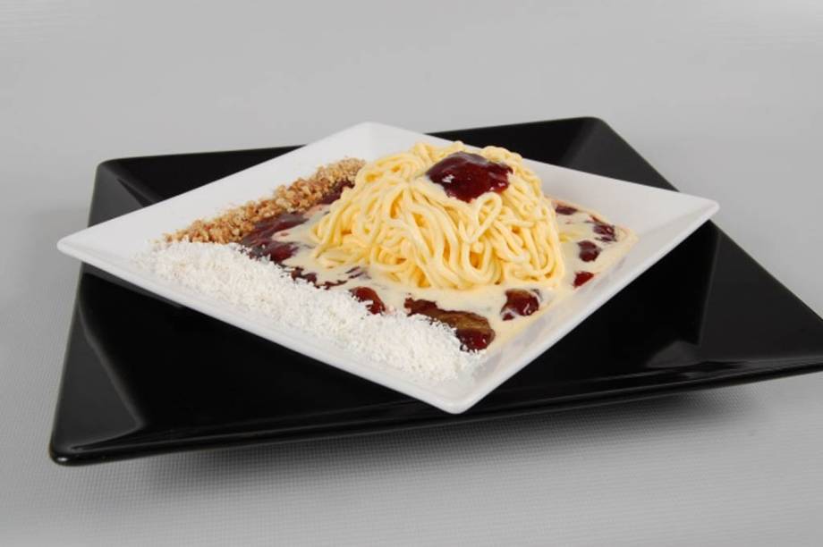 <strong>Ice by Nice</strong><br /> <br /> Além da versão que imita uma feijoada, a casa oferece outra opção inusitada: o <strong>sorvete de espaguete</strong>. Nada de macarrão e molho de tomate, o gelado é feito com polpa de morango na base, coco ralado que remete ao queijo parmesão, farofa crocante de caju e duas bolas de sorvete de creme de baunilha. Consulte os endereços das lojas em <a href="https://viajeaqui.abril.com.br/estados/br-sao-paulo" rel="São Paulo">São Paulo</a> e <a href="https://viajeaqui.abril.com.br/estados/br-minas-gerais" rel="Minas Gerais">Minas Gerais</a>: <a href="https://www.icebynice.com.br" rel="www.icebynice.com.br" target="_blank">www.icebynice.com.br</a> <strong>Ice by Nice</strong><br /> <br /> Além da versão que imita uma feijoada, a casa oferece outra opção inusitada: o <strong>sorvete de espaguete</strong>. Nada de macarrão e molho de tomate, o gelado é feito com polpa de morango na base, coco ralado que remete ao queijo parmesão, farofa crocante de caju e duas bolas de sorvete de creme de baunilha. Consulte os endereços das lojas em <a href="https://viajeaqui.abril.com.br/estados/br-sao-paulo" rel="São Paulo">São Paulo</a> e <a href="https://viajeaqui.abril.com.br/estados/br-minas-gerais" rel="Minas Gerais">Minas Gerais</a>: <a href="https://www.icebynice.com.br" rel="www.icebynice.com.br" target="_blank">www.icebynice.com.br</a>