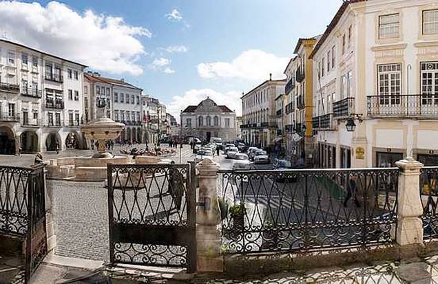 Praça do Giraldo Praça do Giraldo