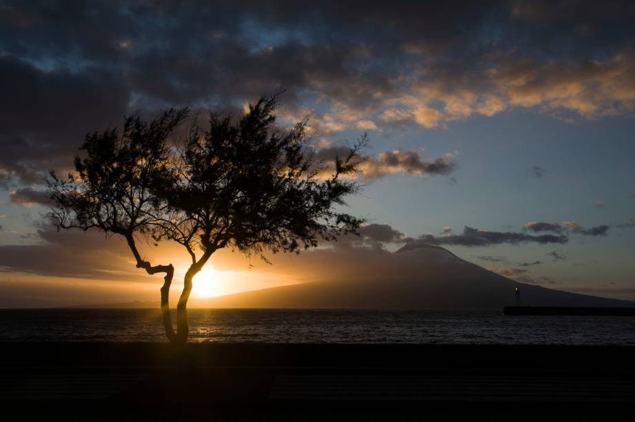Mais famosos por aqui por sua grande comunidade de imigrantes e descendentes no sul do país, os Açores agora vem disputando os turistas brasileiros com atividades como observação de baleias, trekking e vela, além de uma gastronomia riquíssima