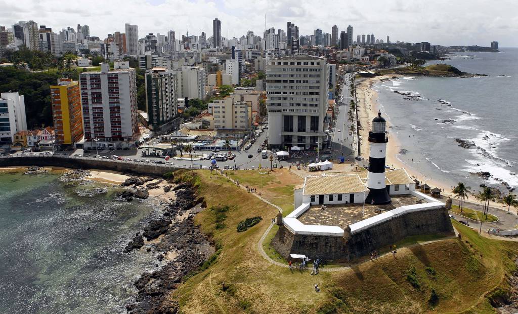 Forte de Santo Antônio e Farol da Barra, em Salvador (BA) Forte de Santo Antônio e Farol da Barra, em Salvador (BA)