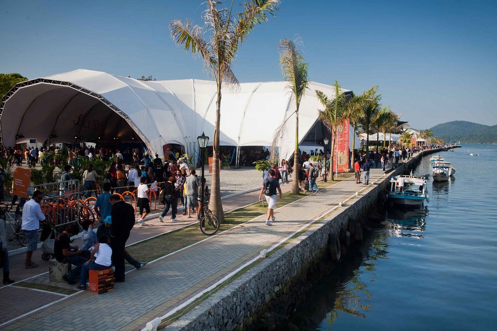 Tenda da Flip, a Festa Liter&aacute;ria Internacional de Paraty, Rio de Janeiro