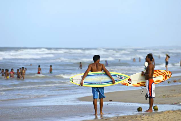 <strong>8º lugar - Praia do Futuro, em Fortaleza</strong><br /> <br /> Aqueles que gostam de surfe (ou de surfistas) podem se aventurar no mar na <a href="https://viajeaqui.abril.com.br/estabelecimentos/br-ce-fortaleza-atracao-praia-do-futuro" rel="Praia do Futuro">Praia do Futuro</a>, a melhor praia de Fortaleza (CE), segundo o GUIA QUATRO RODAS. Na orla, há megabarracas que seguem animadas à noite com shows de humor e música <strong>8º lugar - Praia do Futuro, em Fortaleza</strong><br /> <br /> Aqueles que gostam de surfe (ou de surfistas) podem se aventurar no mar na <a href="https://viajeaqui.abril.com.br/estabelecimentos/br-ce-fortaleza-atracao-praia-do-futuro" rel="Praia do Futuro">Praia do Futuro</a>, a melhor praia de Fortaleza (CE), segundo o GUIA QUATRO RODAS. Na orla, há megabarracas que seguem animadas à noite com shows de humor e música