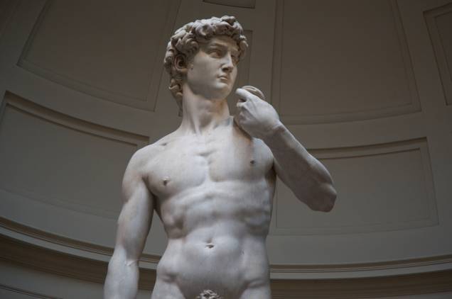Uma sala dedicada a Giotto e sua escola, além da icônica estátua <em>Davi,</em> de Michelangelo, estão entre as atrações do museu renascentista, em Florença. <strong>Grátis no primeiro domingo do mês </strong><em>(preço regular: € 18).</em> Uma sala dedicada a Giotto e sua escola, além da icônica estátua <em>Davi,</em> de Michelangelo, estão entre as atrações do museu renascentista, em Florença. <strong>Grátis no primeiro domingo do mês </strong><em>(preço regular: € 18).</em>