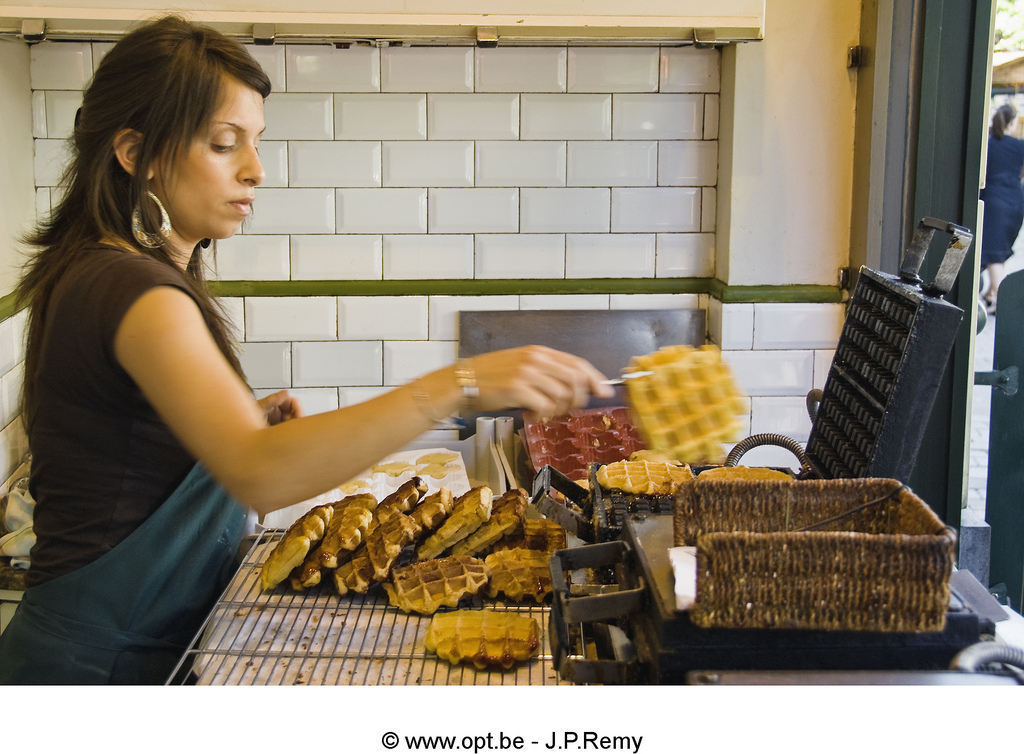 Waffles no Brasil são sinônimo de biscoitinhos bem sem graça. Na Bélgica, eles são um delicioso quitute, preparados na hora e cobertos com açúcar, caramelo, chocolate ou canela. A versão de Liége é uma das mais apreciadas, dentro e fora do país