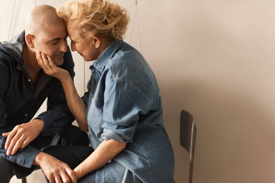 O ator Reynaldo Gianecchini com a mãe Heloísa Helena