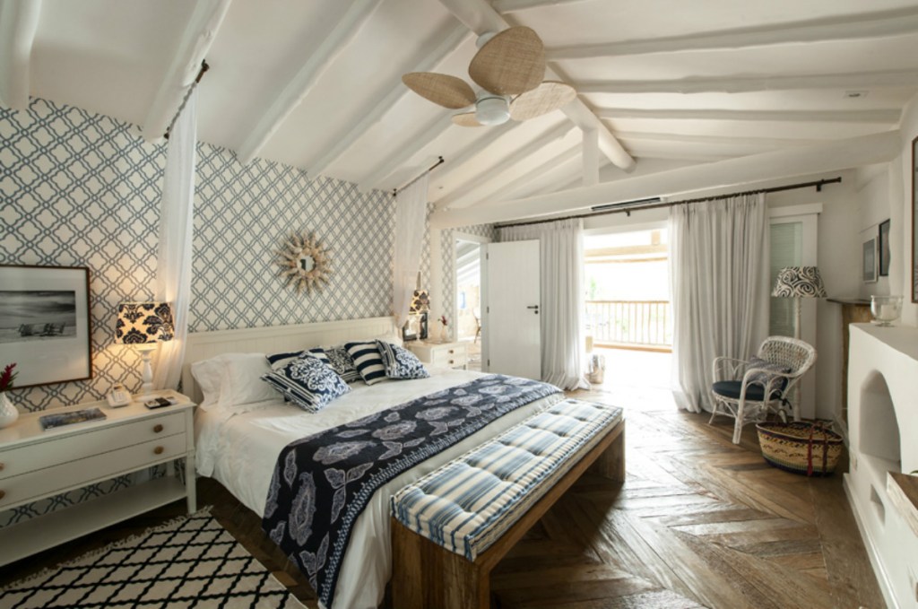 <strong>TW Guaimbê Exclusive Suites, em Ilhabela (SP)</strong> Sofisticação é a palavra para descrever o TW Guaimbê Exclusive Suites. À beira da praia, o hotel tem todos os confortos para que você curta tranquilamente a paisagem única de Ilhabela. <strong>TW Guaimbê Exclusive Suites, em Ilhabela (SP)</strong> Sofisticação é a palavra para descrever o TW Guaimbê Exclusive Suites. À beira da praia, o hotel tem todos os confortos para que você curta tranquilamente a paisagem única de Ilhabela.