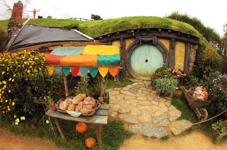 Vendinhas e detalhes enchem o cenário de realidade Vendinhas e detalhes enchem o cenário de realidade