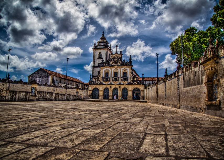 De arquitetura barroca, a <strong><a href="https://viajeaqui.abril.com.br/estabelecimentos/br-pb-joao-pessoa-atracao-centro-cultural-sao-francisco" rel="Igreja de São Francisco" target="_self">Igreja de São Francisco</a></strong>, em <strong><a href="https://viajeaqui.abril.com.br/cidades/br-pb-joao-pessoa" rel="João Pessoa" target="_self">João Pessoa</a></strong>, faz parte de um Centro Cultural de mesmo nome. Ela é uma das atrações históricas da cidade