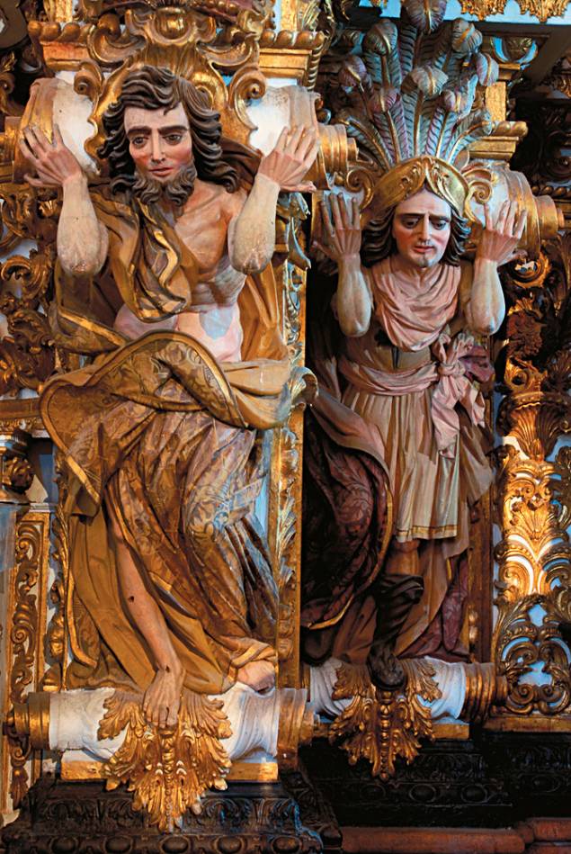 O interior da <a href="https://viajeaqui.abril.com.br/estabelecimentos/br-ba-salvador-atracao-igreja-e-convento-de-sao-francisco" rel="Igreja e Convento de São Francisco" target="_blank">Igreja e Convento de São Francisco</a> reúne também influências barrocas, do rococó e neoclássicas. Da última escola são exemplos as colunas gregas, na entrada do corredor central, e o atlante (foto) no maior altar lateral. O interior da <a href="https://viajeaqui.abril.com.br/estabelecimentos/br-ba-salvador-atracao-igreja-e-convento-de-sao-francisco" rel="Igreja e Convento de São Francisco" target="_blank">Igreja e Convento de São Francisco</a> reúne também influências barrocas, do rococó e neoclássicas. Da última escola são exemplos as colunas gregas, na entrada do corredor central, e o atlante (foto) no maior altar lateral.