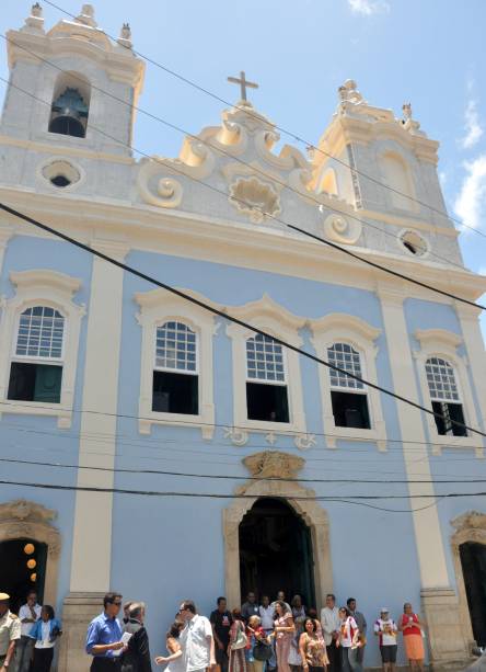 Fachada revestida de azulejos e interiores adornados em talha dourada são os destaques da <a href="https://viajeaqui.abril.com.br/estabelecimentos/br-ba-salvador-atracao-igreja-n-s-da-conceicao-do-boqueirao" rel="Igreja Nossa Senhora da Conceição do Boqueirão" target="_blank">Igreja Nossa Senhora da Conceição do Boqueirão</a>.