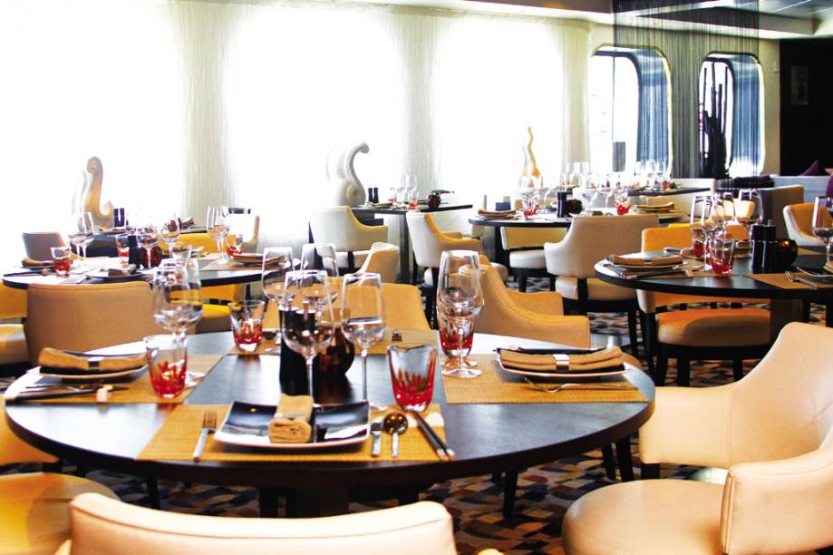 Restaurante tem variadas opções de menu Restaurante tem variadas opções de menu