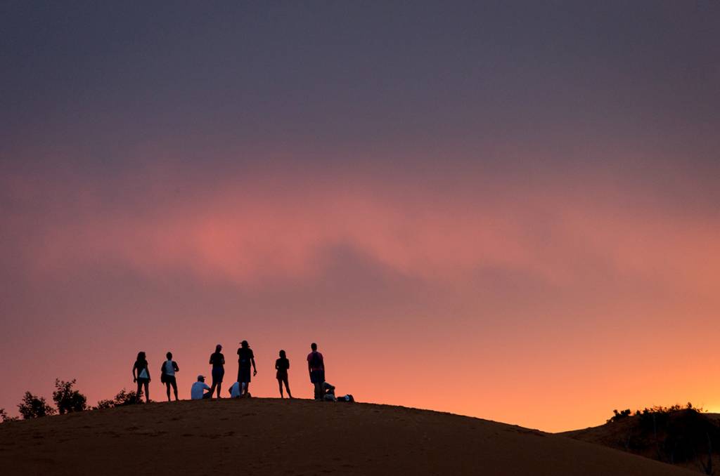 Uma das atra&ccedil;&otilde;es mais famosas do Jalap&atilde;o &eacute; assistir ao p&ocirc;r do sol das dunas do parque