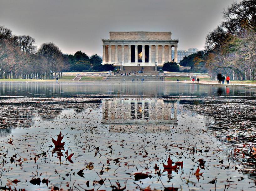 Lincoln Memorial, em Washington DC, erigido em homenagem ao presidente que aboliu a escravatura nos EUA Lincoln Memorial, em Washington DC, erigido em homenagem ao presidente que aboliu a escravatura nos EUA