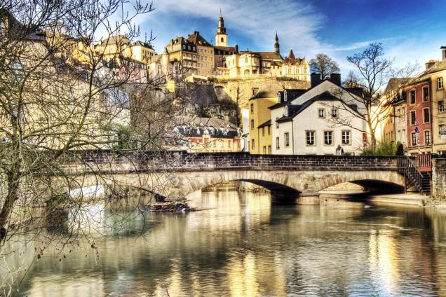 Bairro de Grund, em Luxemburgo Bairro de Grund, em Luxemburgo