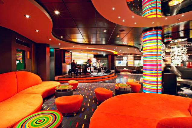 Manhattan Bar do MSC Fantasia Manhattan Bar do MSC Fantasia
