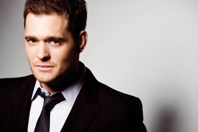 <strong>MICHAEL BUBLÉ</strong><br /> <br /> Há quem diga que Bublé seja o novo Frank Sinatra e mesmo quem não concorda com este título confessa que sua voz e carisma encantam qualquer um. O cantor canadense volta ao Brasil com a sua orquestra para apresentar a turnê<em> Crazy Love</em> e podemos esperar <em>Home</em>, <em>Everything </em>e <em>Havent Met You Yet </em>no repertório. <strong>Onde e Quando: </strong>Rio de Janeiro, dia 31 de março, no HSBC Arena. Em São Paulo, dias 1º e 2 de abril, Via Funchal <strong>Ingressos:</strong> mesmo sendo caros, os ingressos para o show de São Paulo se esgotaram rapidamente, mas ainda há alguns para o do Rio no site <a href="https://www.livepass.com.br " rel="Live Pass" target="_blank">Live Pass</a> <strong>MICHAEL BUBLÉ</strong><br /> <br /> Há quem diga que Bublé seja o novo Frank Sinatra e mesmo quem não concorda com este título confessa que sua voz e carisma encantam qualquer um. O cantor canadense volta ao Brasil com a sua orquestra para apresentar a turnê<em> Crazy Love</em> e podemos esperar <em>Home</em>, <em>Everything </em>e <em>Havent Met You Yet </em>no repertório. <strong>Onde e Quando: </strong>Rio de Janeiro, dia 31 de março, no HSBC Arena. Em São Paulo, dias 1º e 2 de abril, Via Funchal <strong>Ingressos:</strong> mesmo sendo caros, os ingressos para o show de São Paulo se esgotaram rapidamente, mas ainda há alguns para o do Rio no site <a href="https://www.livepass.com.br " rel="Live Pass" target="_blank">Live Pass</a>