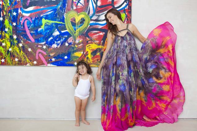 A atriz Monica Martelli com a filha Júlia A atriz Monica Martelli com a filha Júlia