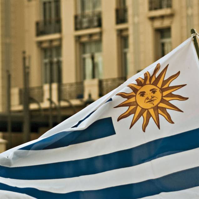 A bandeira uruguaia do sol sorridente A bandeira uruguaia do sol sorridente