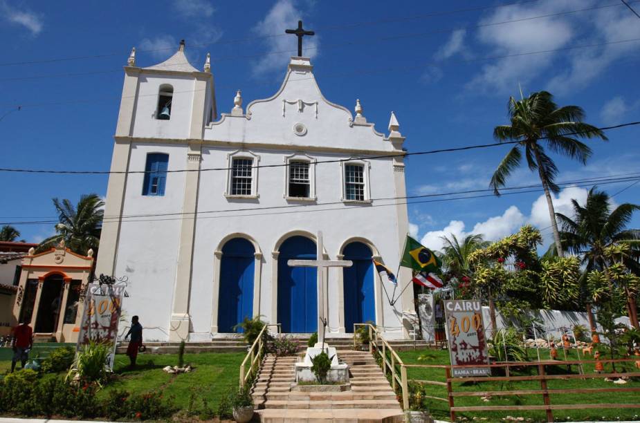 A igrejinha de Morro de São Paulo fica logo na entrada da ilha e recebe os visitantes recém-chegados