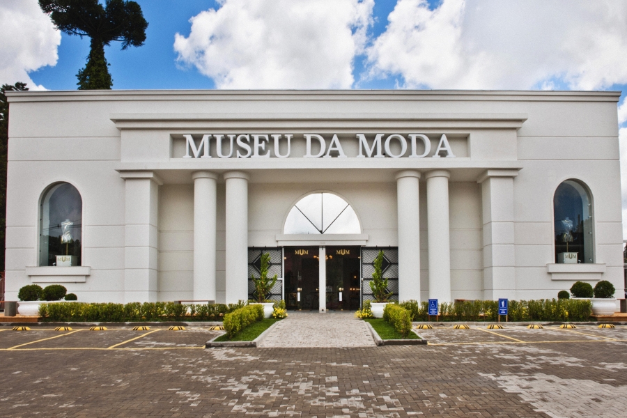 Fachada do Museu da Moda, dedicado à história da vestimenta feminina