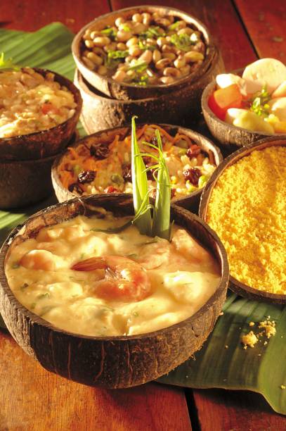 Alguns dos pratos do buf&ecirc; do restaurante <strong>Mangai</strong>