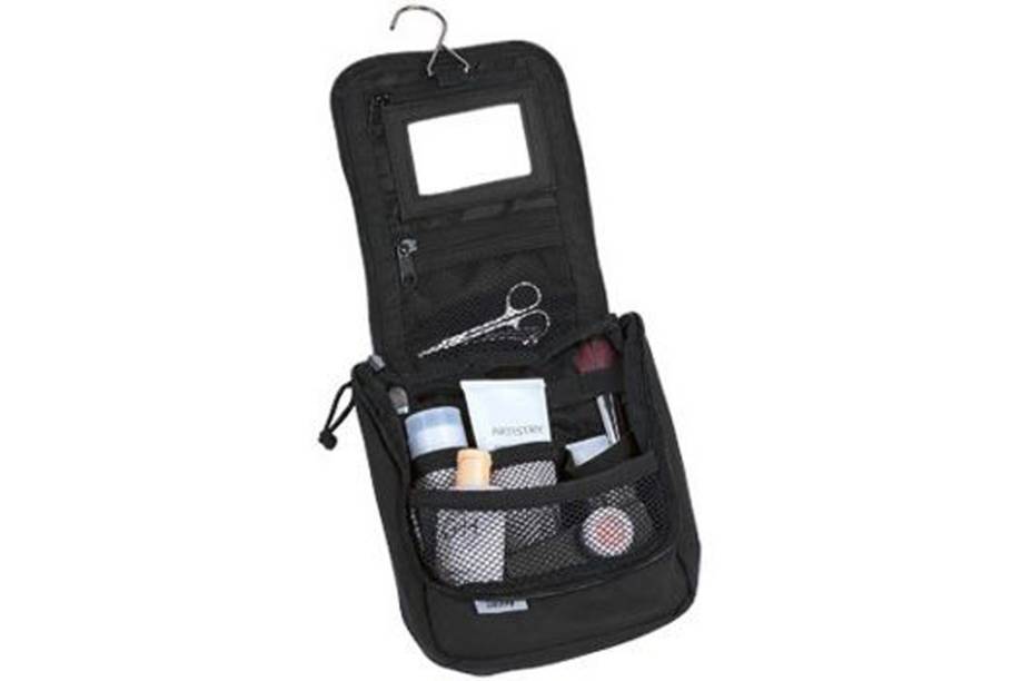 É só abrir e pendurar na parede e tudo o que você precisa estará arrumado como se estivesse em um pequeno armário. Muito melhor do que as nécessaires do tipo bolsa que deixam tudo amontoado e precisam de uma superfície plana para serem apoiadas. É só abrir e pendurar na parede e tudo o que você precisa estará arrumado como se estivesse em um pequeno armário. Muito melhor do que as nécessaires do tipo bolsa que deixam tudo amontoado e precisam de uma superfície plana para serem apoiadas.