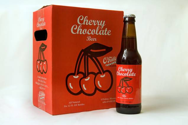 A <strong>Cherry Chocolate Beer</strong> é praticamente uma cerveja do time das sobremesas. Feita com cacau e cereja, é lançada apenas no inverno pela cervejaria americana OFallon A <strong>Cherry Chocolate Beer</strong> é praticamente uma cerveja do time das sobremesas. Feita com cacau e cereja, é lançada apenas no inverno pela cervejaria americana OFallon