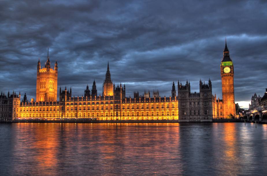 A região de <strong>Westminster e St. James’s </strong>concentra mais turistas por metro quadrado de Londres e é um must-see para qualquer iniciante na cidade. A começar pelo prédio do <a href="https://viajeaqui.abril.com.br/estabelecimentos/reino-unido-londres-atracao-houses-of-parliament" rel="Parlamento " target="_blank"><strong>Parlamento </strong></a>e pelo<strong> Big Ben </strong>(não há visitas) A região de <strong>Westminster e St. James’s </strong>concentra mais turistas por metro quadrado de Londres e é um must-see para qualquer iniciante na cidade. A começar pelo prédio do <a href="https://viajeaqui.abril.com.br/estabelecimentos/reino-unido-londres-atracao-houses-of-parliament" rel="Parlamento " target="_blank"><strong>Parlamento </strong></a>e pelo<strong> Big Ben </strong>(não há visitas)