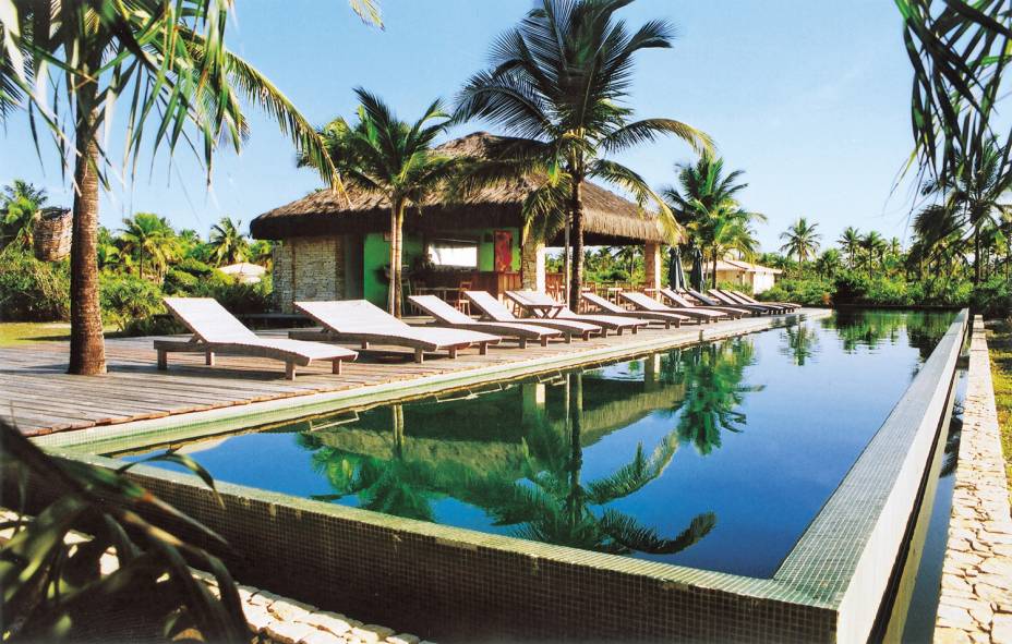 <strong><a href="https://viajeaqui.abril.com.br/estabelecimentos/br-ba-ilheus-hospedagem-fazenda-da-lagoa" rel="Fazenda da Lagoa">Fazenda da Lagoa</a> – <a href="https://viajeaqui.abril.com.br/cidades/br-ba-ilheus" rel="Ilhéus (BA)">Ilhéus (BA)</a></strong><br /> <br /> Bangalôs superespaçosos, com muito conforto, privacidade e decoração caprichada estão espalhados por uma área verde, cheia de coqueiros, entre o rio e uma praia deserta. Assim são as acomodações da Fazenda da Lagoa. Os hóspedes interessados podem utilizar o serviço do SPA, que oferece tratamentos de beleza e dietas desintoxicantes. A falta de placas indicativas dificulta o acesso, mas quando você chegar não irá se arrepender. <strong><a href="https://viajeaqui.abril.com.br/estabelecimentos/br-ba-ilheus-hospedagem-fazenda-da-lagoa" rel="Fazenda da Lagoa">Fazenda da Lagoa</a> – <a href="https://viajeaqui.abril.com.br/cidades/br-ba-ilheus" rel="Ilhéus (BA)">Ilhéus (BA)</a></strong><br /> <br /> Bangalôs superespaçosos, com muito conforto, privacidade e decoração caprichada estão espalhados por uma área verde, cheia de coqueiros, entre o rio e uma praia deserta. Assim são as acomodações da Fazenda da Lagoa. Os hóspedes interessados podem utilizar o serviço do SPA, que oferece tratamentos de beleza e dietas desintoxicantes. A falta de placas indicativas dificulta o acesso, mas quando você chegar não irá se arrepender.