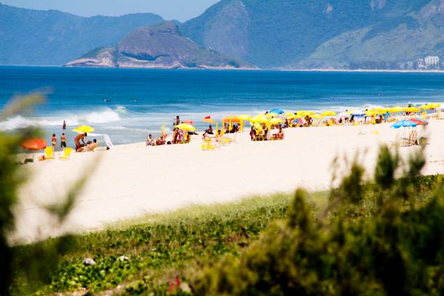 <a href="https://viajeaqui.abril.com.br/estabelecimentos/br-rj-rio-de-janeiro-atracao-praia-da-reserva" rel="Praia da Reserva " target="_blank"><strong>Praia da Reserva </strong></a>Tem esse nome pela sua proximidade com a Área de Proteção Ambiental de Marapendi, que empresta um pouco do seu verde ao visual. A extensão avantajada faz com que a praia nunca fique lotada <a href="https://viajeaqui.abril.com.br/estabelecimentos/br-rj-rio-de-janeiro-atracao-praia-da-reserva" rel="Praia da Reserva " target="_blank"><strong>Praia da Reserva </strong></a>Tem esse nome pela sua proximidade com a Área de Proteção Ambiental de Marapendi, que empresta um pouco do seu verde ao visual. A extensão avantajada faz com que a praia nunca fique lotada