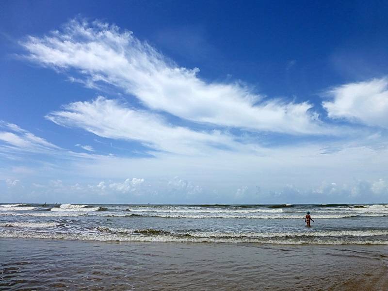 <strong><a href="https://viajeaqui.abril.com.br/estabelecimentos/br-se-aracaju-atracao-praia-do-refugio" target="_blank">Ref&uacute;gio</a> &ndash; <a href="https://viajeaqui.abril.com.br/cidades/br-se-aracaju" target="_blank">Aracaju (SE)</a></strong>