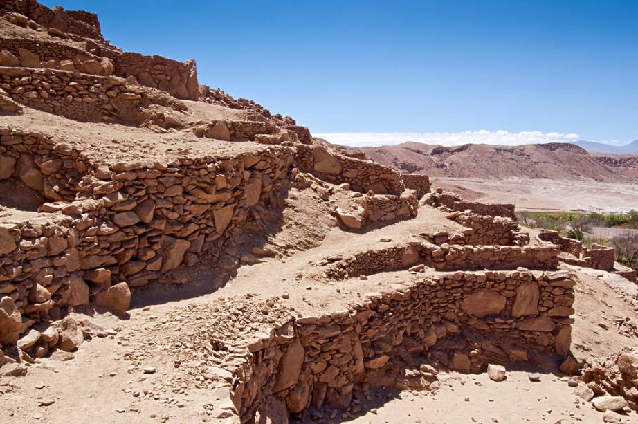 As ruínas desta fortaleza pré-colombiana não impressionam, mas vale a pena pagar a entrada para conhecer a história local - há um pequeno museu e painéis explicativos - e apreciar a bela vista a partir dos mirantes As ruínas desta fortaleza pré-colombiana não impressionam, mas vale a pena pagar a entrada para conhecer a história local - há um pequeno museu e painéis explicativos - e apreciar a bela vista a partir dos mirantes
