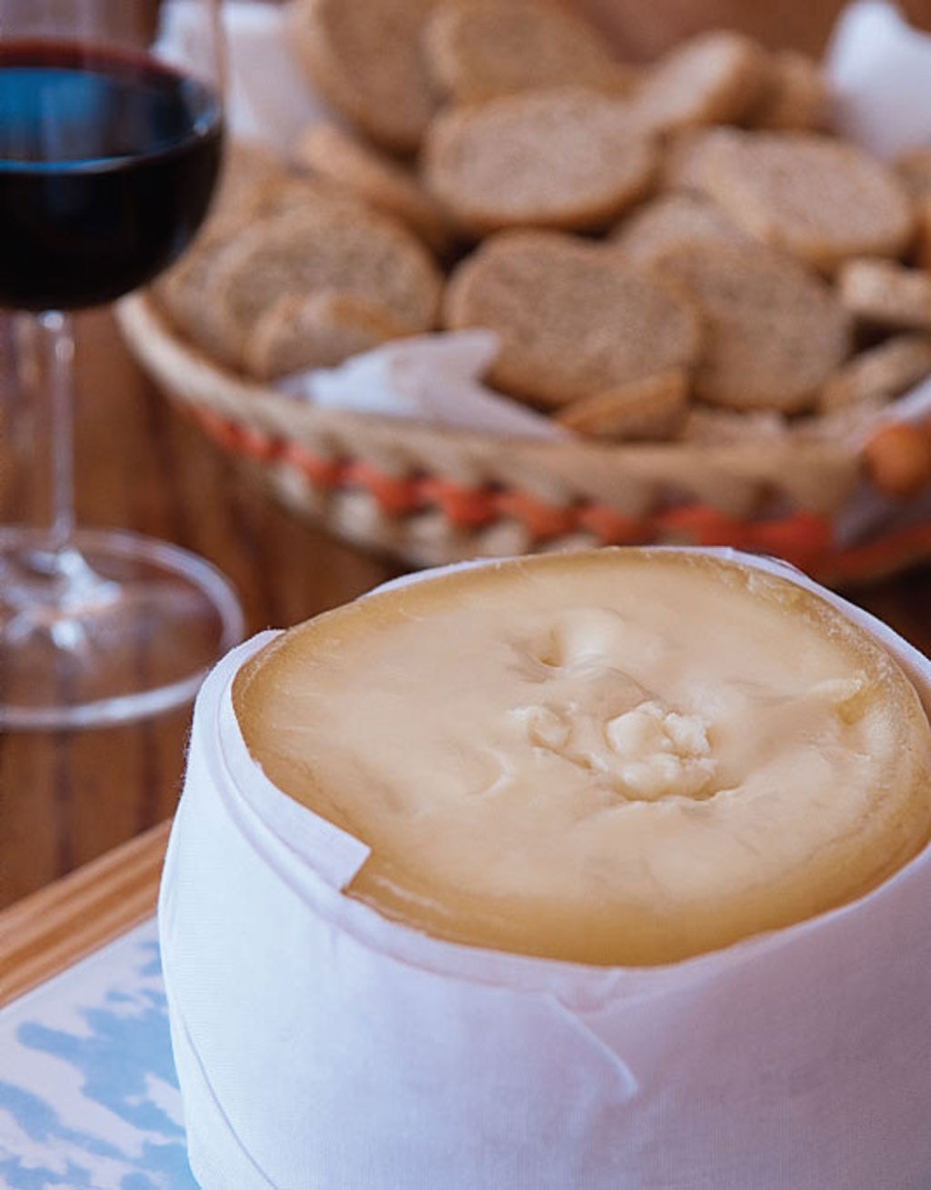 O queijo amanteigado da <strong>Serra da Estrela</strong>, uma del&iacute;cia exclusiva da Terrinha