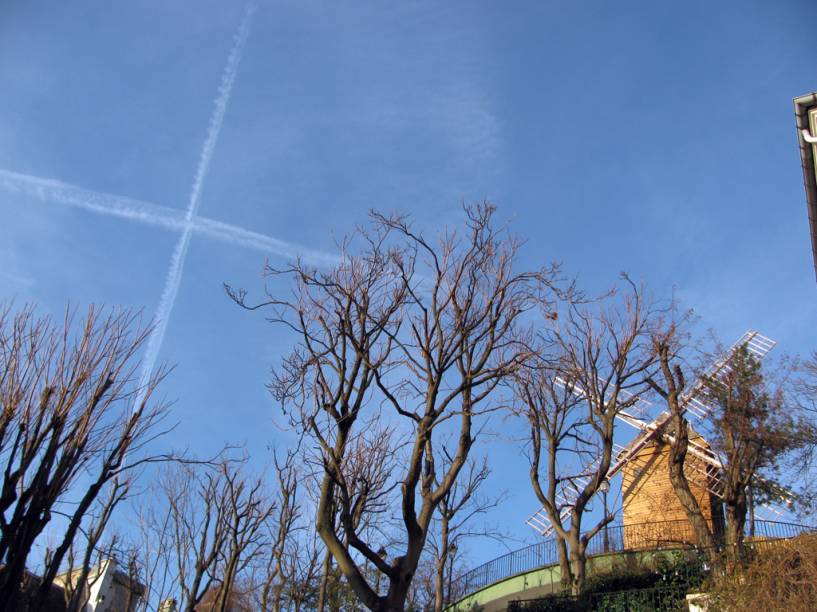 O céu de <a href="https://viajeaqui.abril.com.br/cidades/franca-paris" rel="Paris" target="_blank">Paris</a>, <a href="https://viajeaqui.abril.com.br/paises/franca" rel="França" target="_blank">França</a> O céu de <a href="https://viajeaqui.abril.com.br/cidades/franca-paris" rel="Paris" target="_blank">Paris</a>, <a href="https://viajeaqui.abril.com.br/paises/franca" rel="França" target="_blank">França</a>