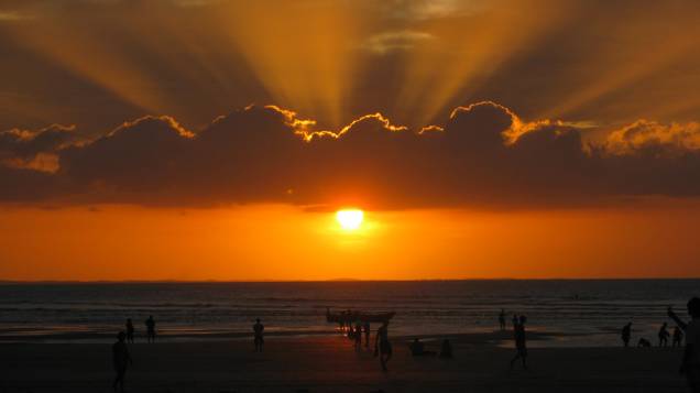 Pôr do sol em <a href="https://viajeaqui.abril.com.br/cidades/br-ce-jericoacoara" rel="Jericoacoara" target="_blank">Jericoacoara</a>, <a href="https://viajeaqui.abril.com.br/estados/br-ceara" rel="Ceará" target="_blank">Ceará</a> Pôr do sol em <a href="https://viajeaqui.abril.com.br/cidades/br-ce-jericoacoara" rel="Jericoacoara" target="_blank">Jericoacoara</a>, <a href="https://viajeaqui.abril.com.br/estados/br-ceara" rel="Ceará" target="_blank">Ceará</a>