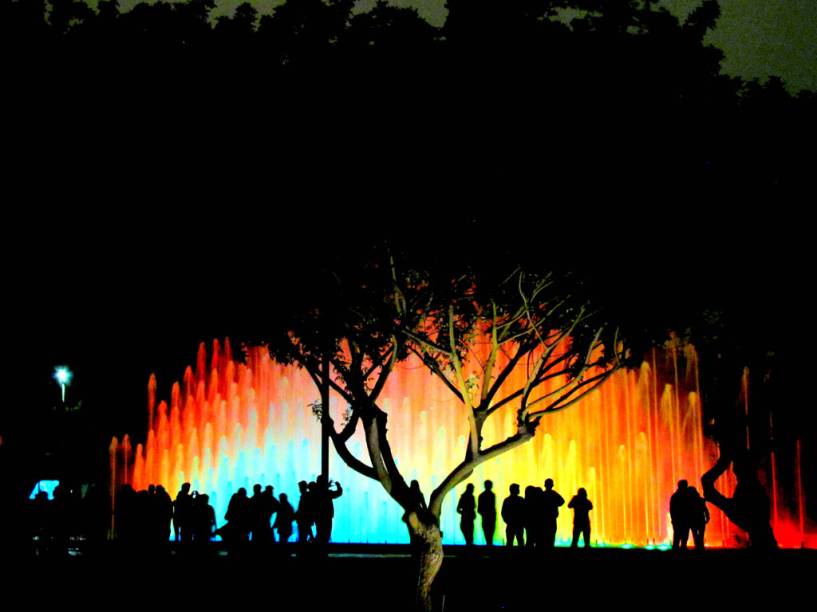 Chafariz do&nbsp;<a href="https://viajeaqui.abril.com.br/estabelecimentos/peru-lima-atracao-parque-de-la-reserva" rel="&nbsp;Parque de La Reserva" target="_self">Parque de La Reserva</a>, <a href="https://viajeaqui.abril.com.br/cidades/peru-lima" rel="Lima" target="_self">Lima</a>, <a href="https://viajeaqui.abril.com.br/paises/peru" rel="Peru" target="_self">Peru</a>