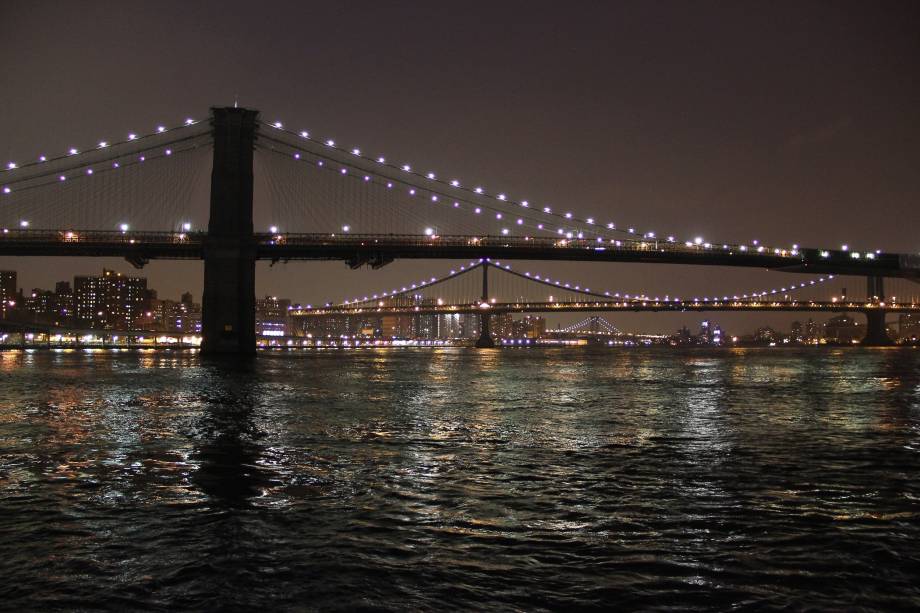 Ponte do Brooklyn, em Nova York, Estados Unidos Ponte do Brooklyn, em Nova York, Estados Unidos