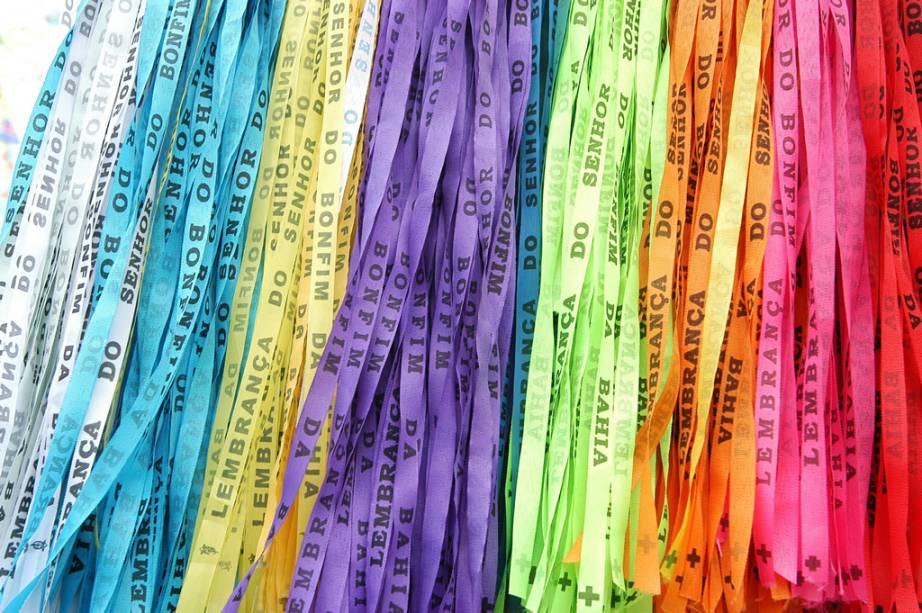 As fitinhas do Senhor do Bonfim são talvez a lembrança mais tradicional de Salvador As fitinhas do Senhor do Bonfim são talvez a lembrança mais tradicional de Salvador