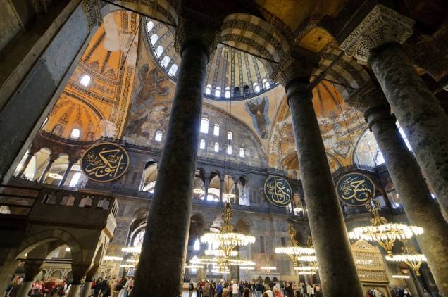 Com mais de 1400 anos, Santa Sofia é o símbolo maior de Istambul Com mais de 1400 anos, Santa Sofia é o símbolo maior de Istambul